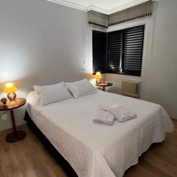 Flat Saint Charles