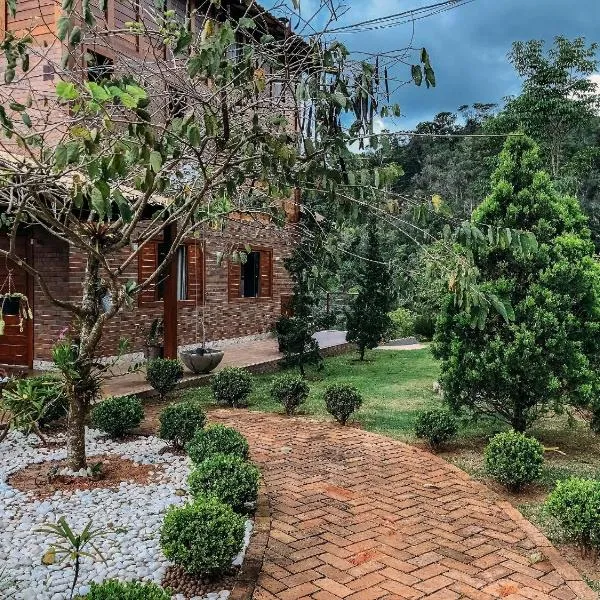 Sítio Balango: Seu refúgio em Domingos Martins. Chalés para casais e casa para grupo de pessoas