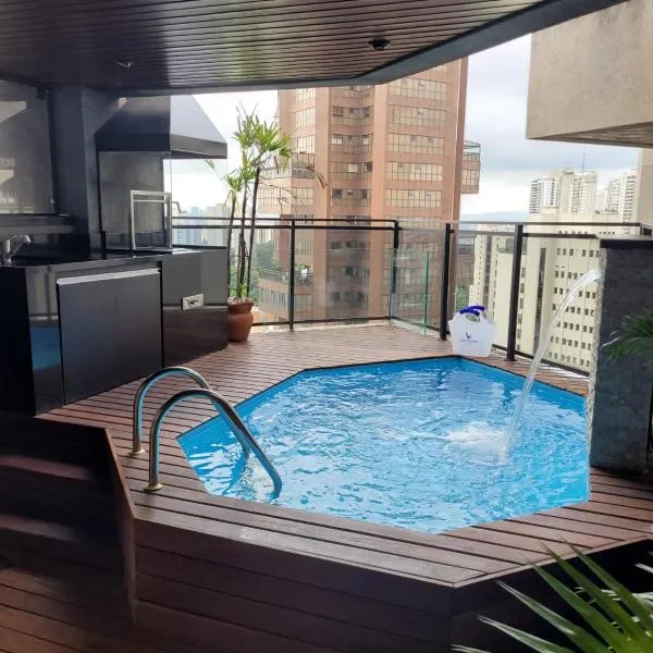 Morumbi, Apartamento Pub, SPA com hidromassagem, PISCINA Aquecida PRIVATIVA, LAREIRA, SAUNA Seca e Molhada, Sala de massagem e tudo que você precisa a dois! Com total conforto e PRIVACIDADE!