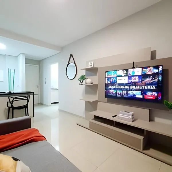 1 quarto, cheio de estilo, condo club Sky com vaga by UROOMS