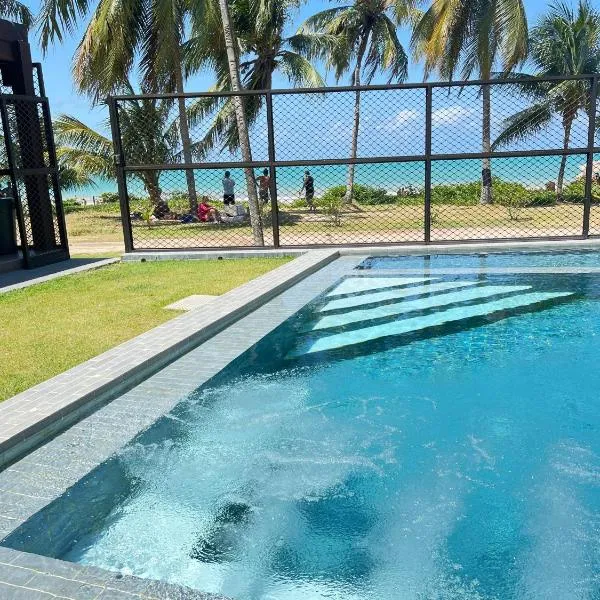 Apartamento de luxo à beira-mar