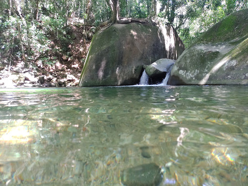 Hotéis e Pousadas com Hidro (Jacuzzi) em Guapimirim, Rio de Janeiro 2025